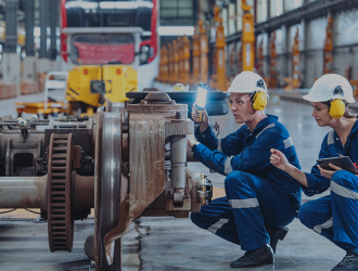 The Role of Hydraulic Fluids in Equipment Reliability